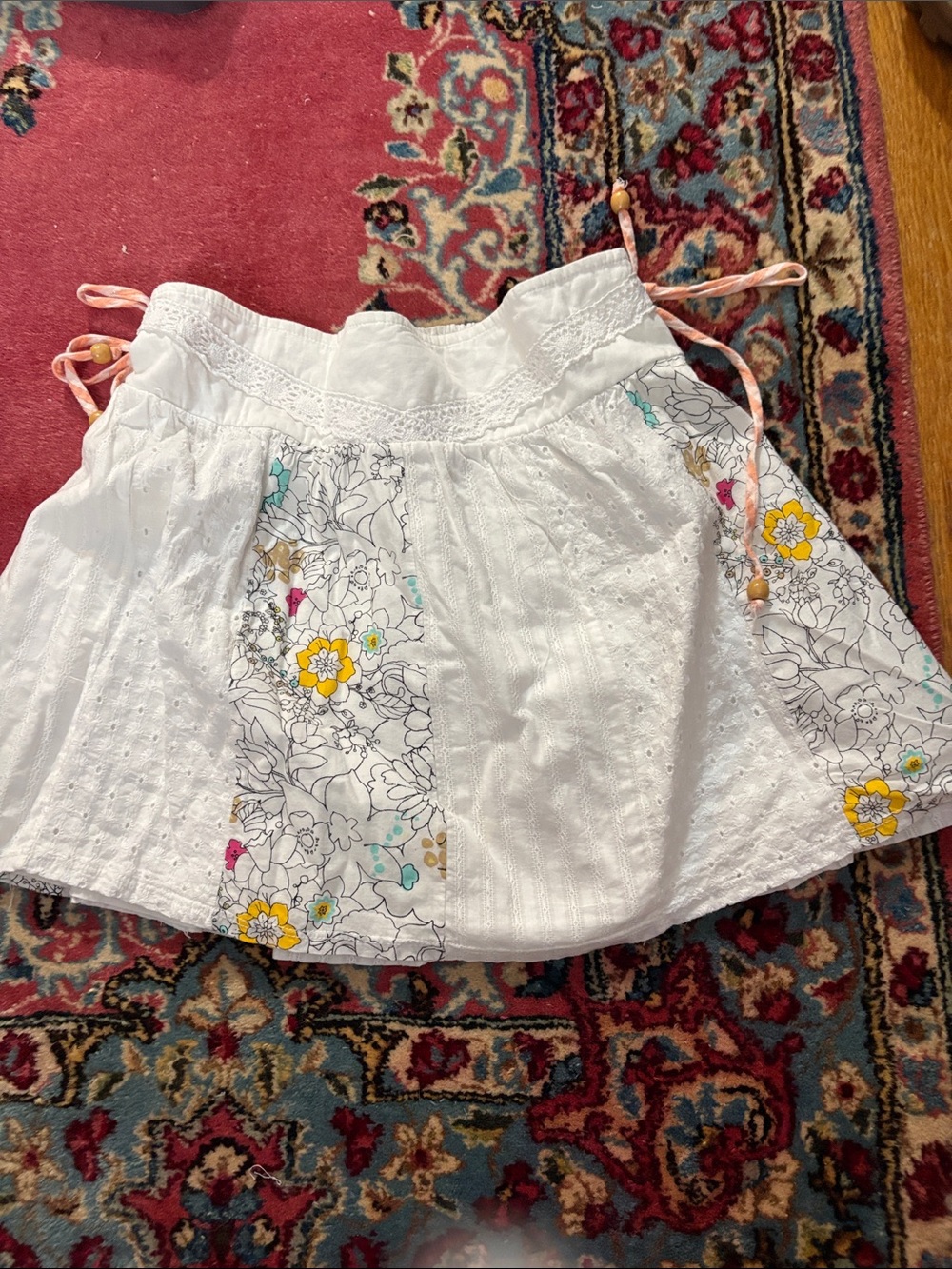 Beachy whit skirt